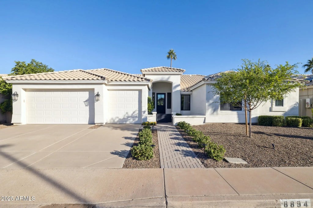 8894 E Wood Drive, Scottsdale