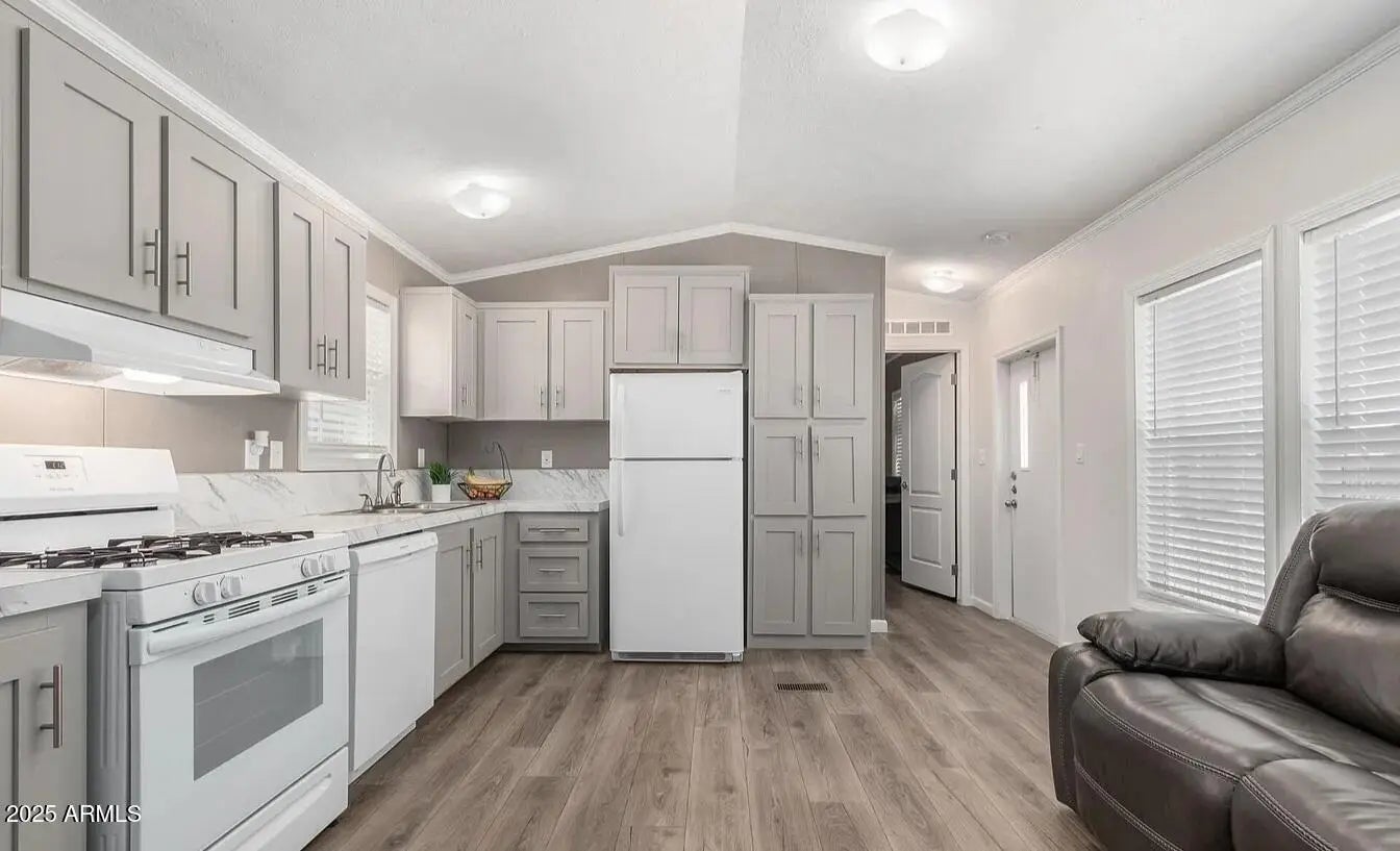 Photo of Listing #6924270