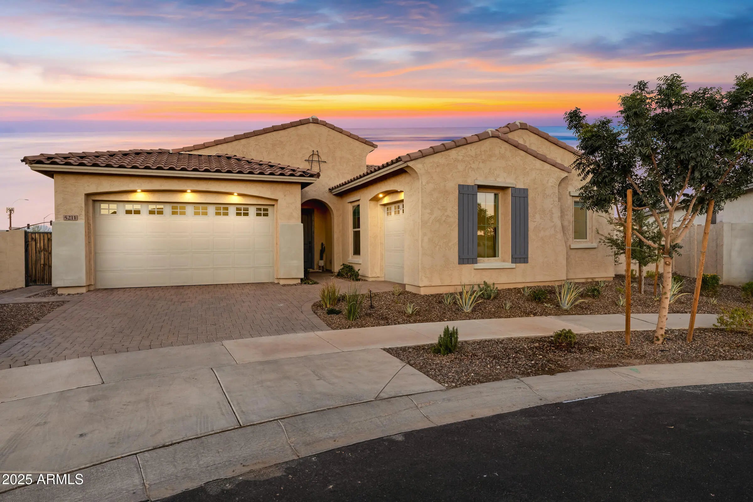 Photo of Listing #6924931