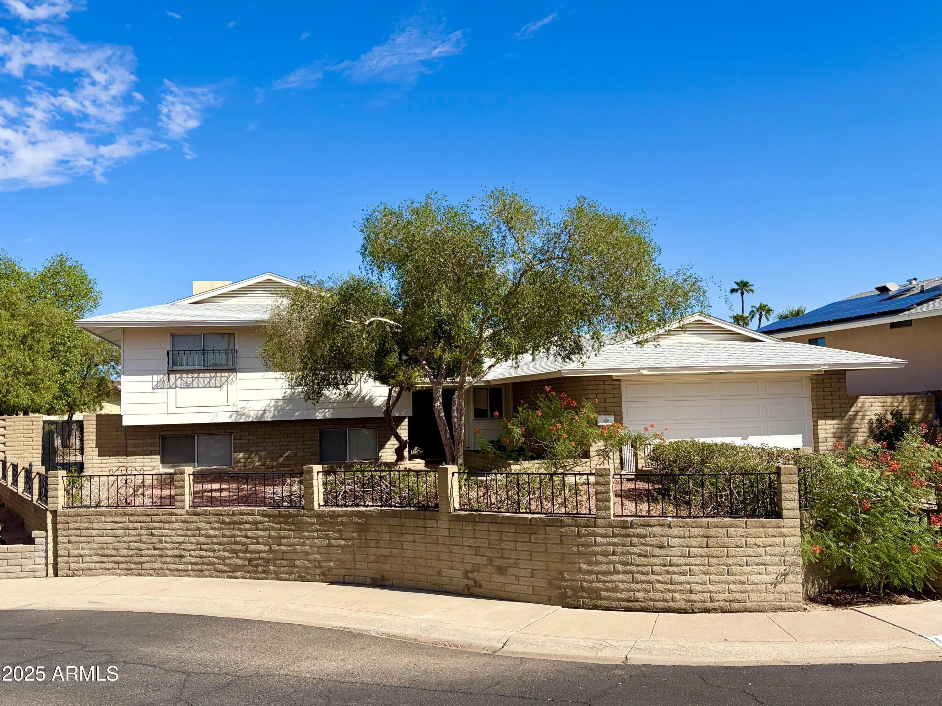 Photo of Listing #6922953