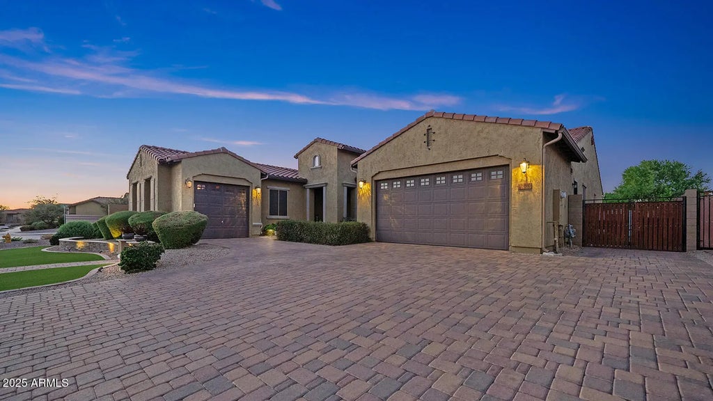 19880 E Apricot Lane, Queen Creek