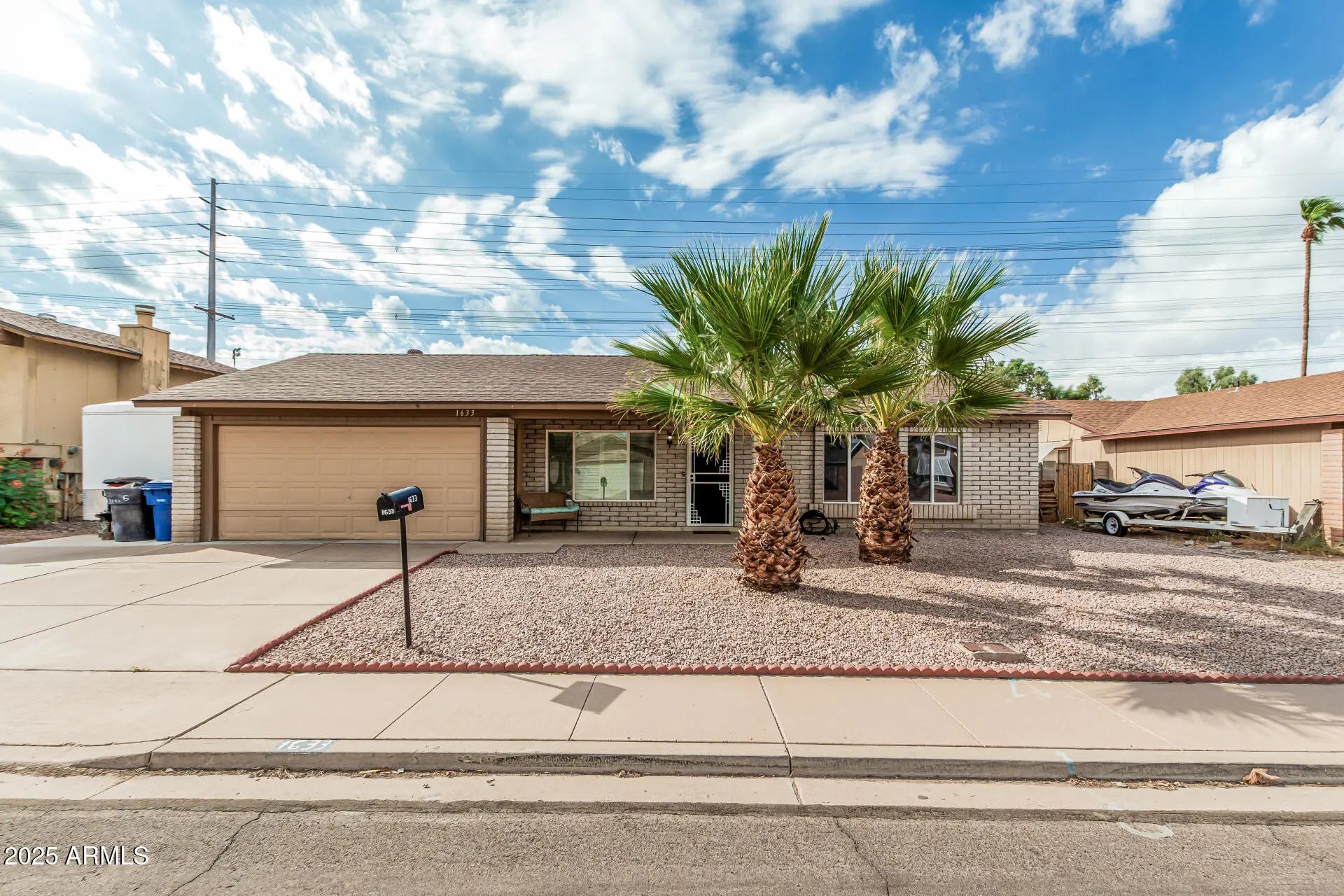 Photo of Listing #6924285