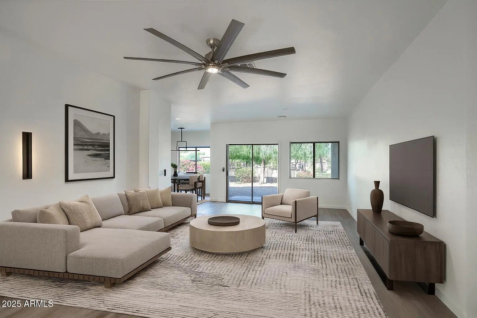 Photo of Listing #6924933