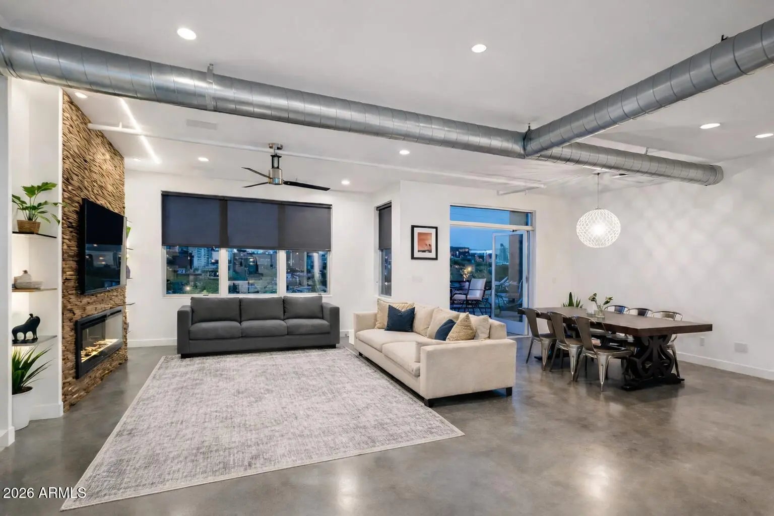 Photo of Listing #6924451