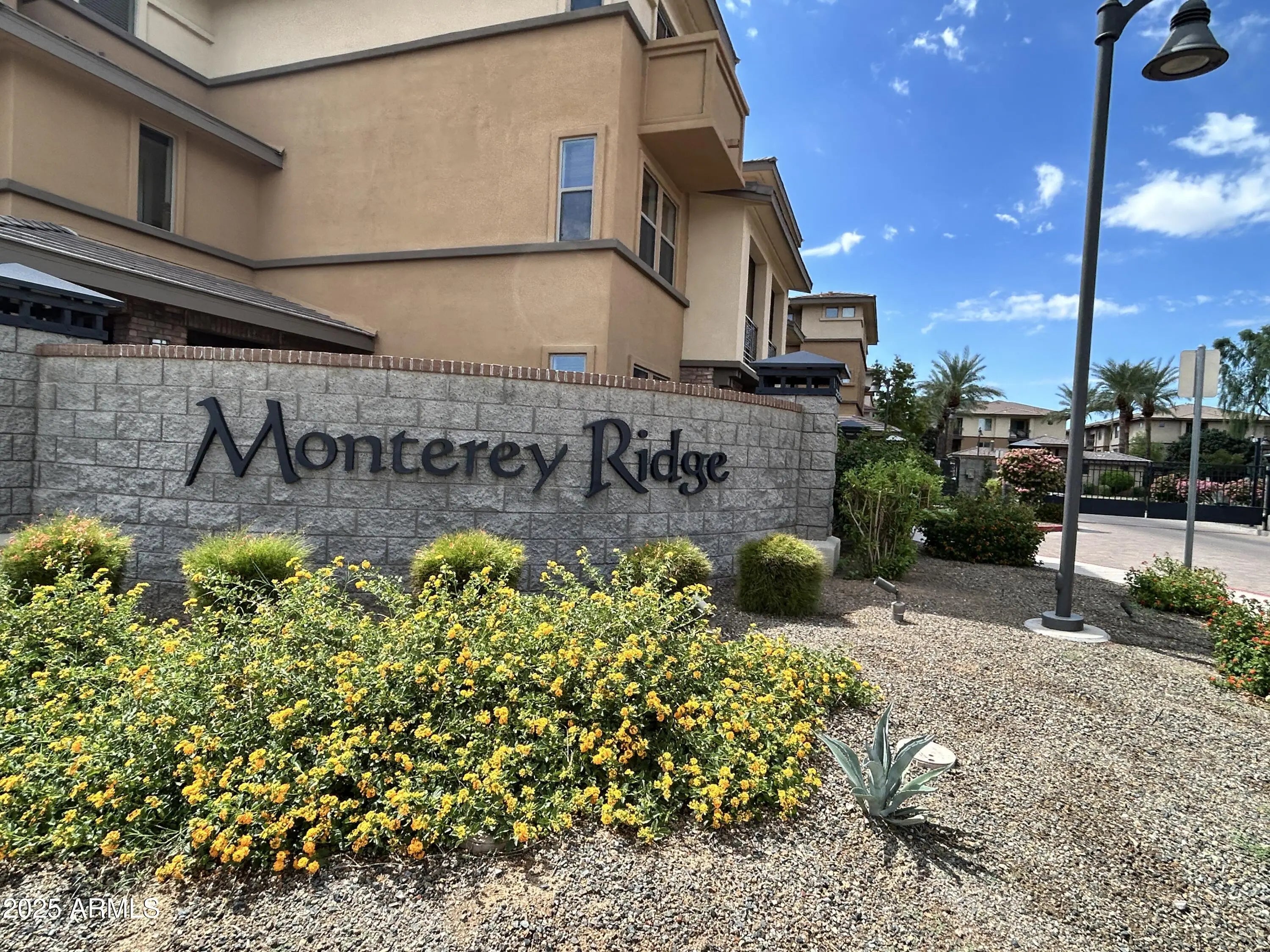 Photo of Listing #6923136