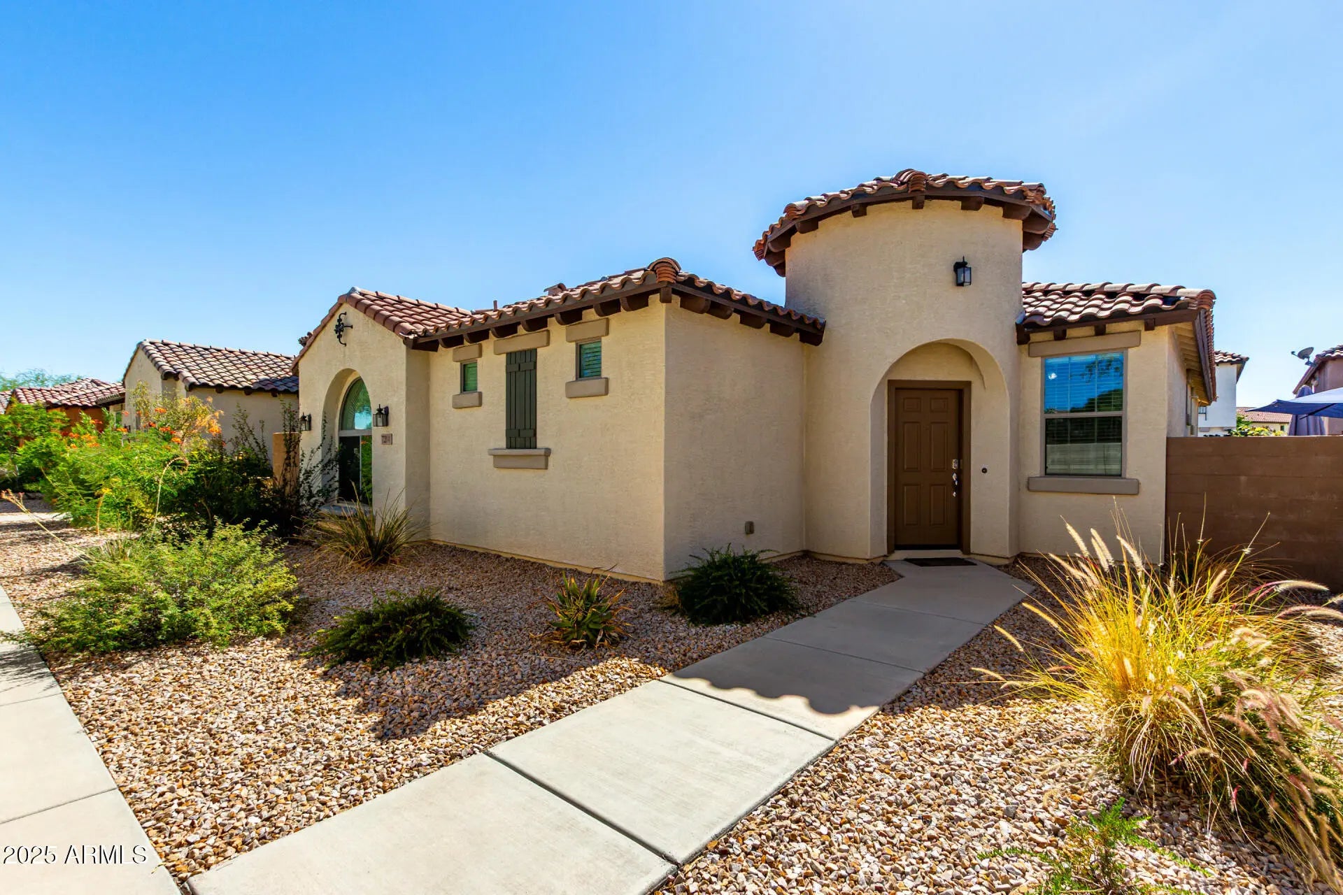 Photo of Listing #6924811