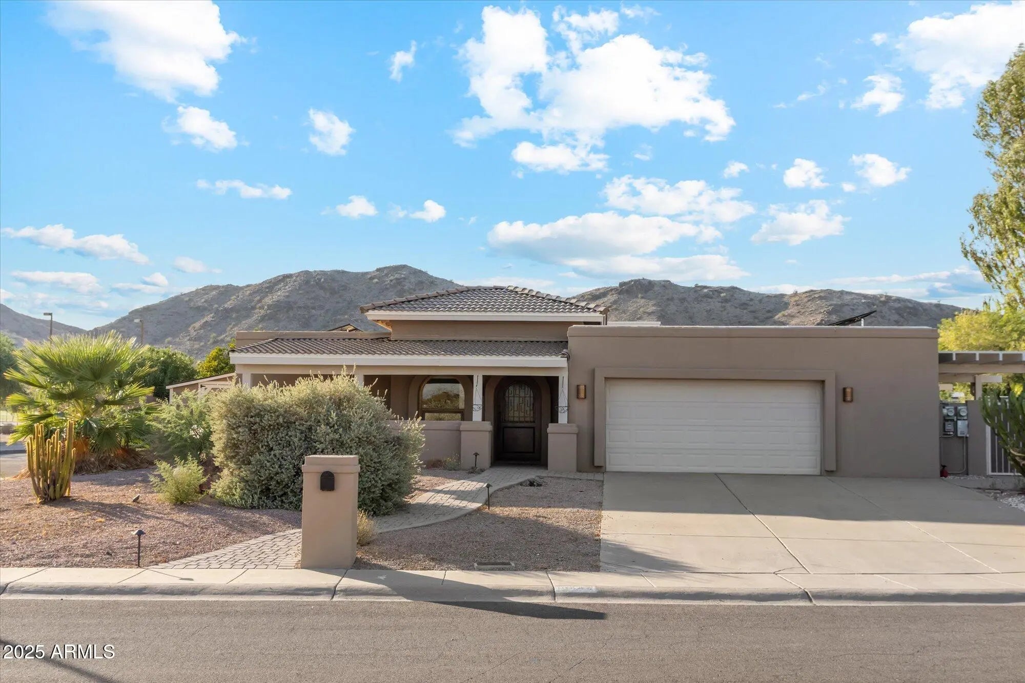 Photo of Listing #6923214