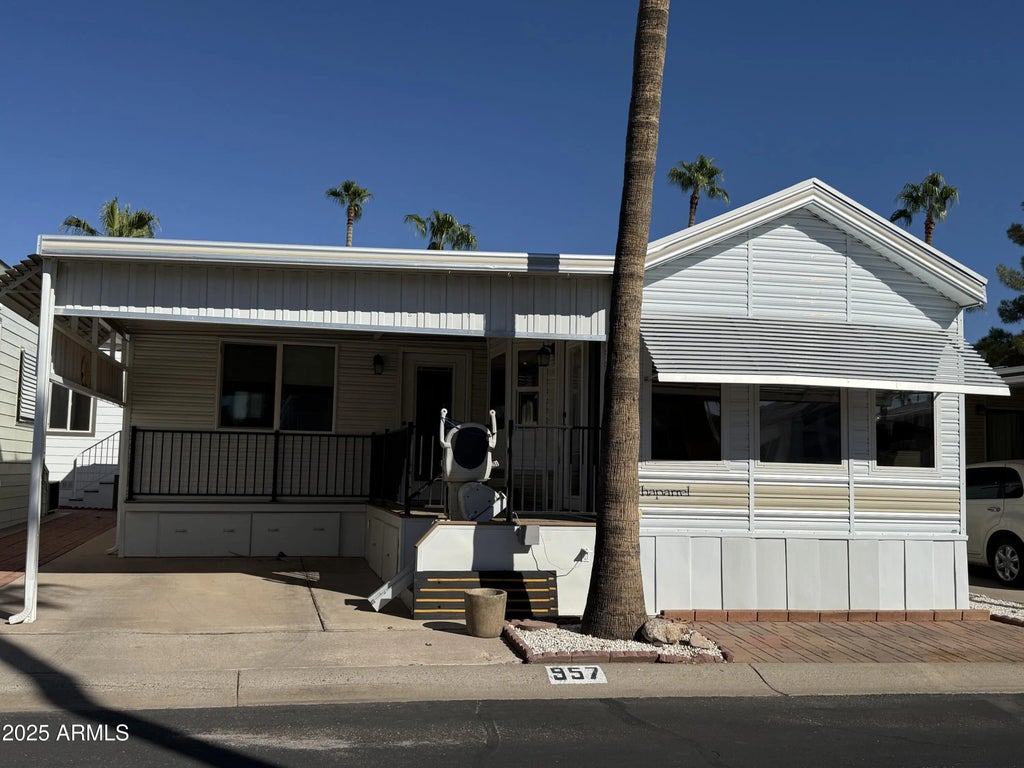 957 Oxide Drive, Apache Junction