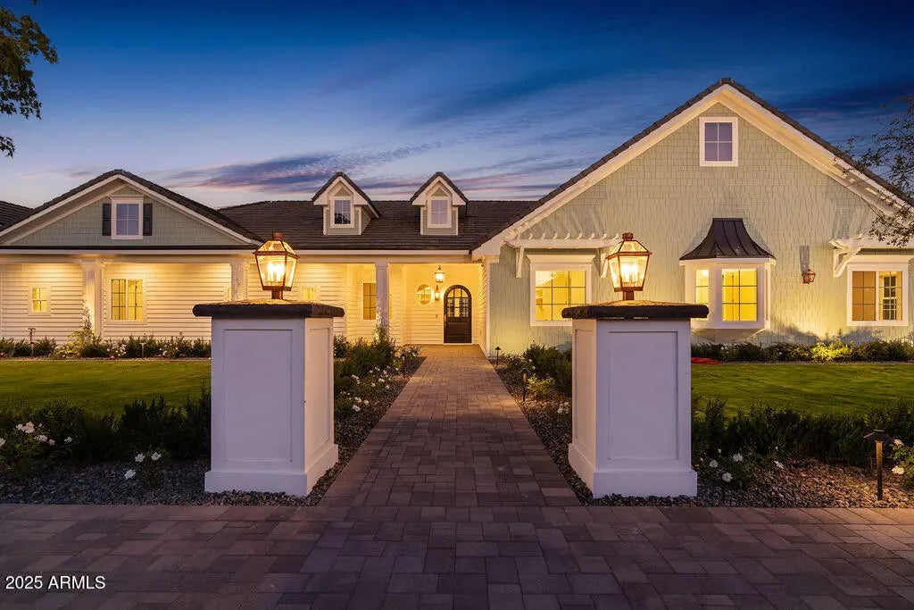 2495 E Superstition Drive, Gilbert