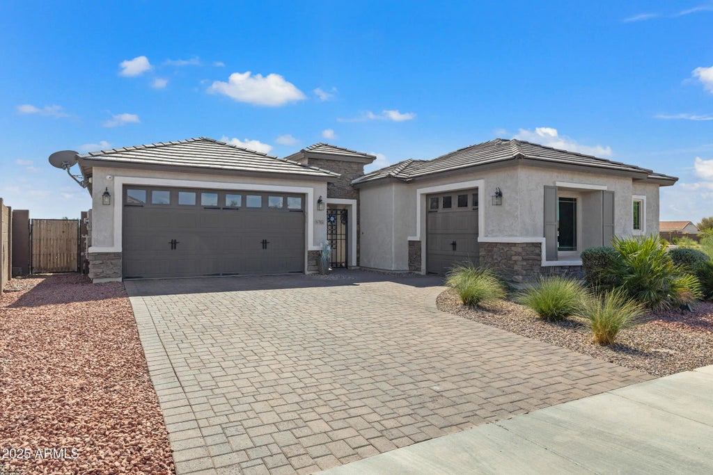 6703 W Springfield Way, Florence
