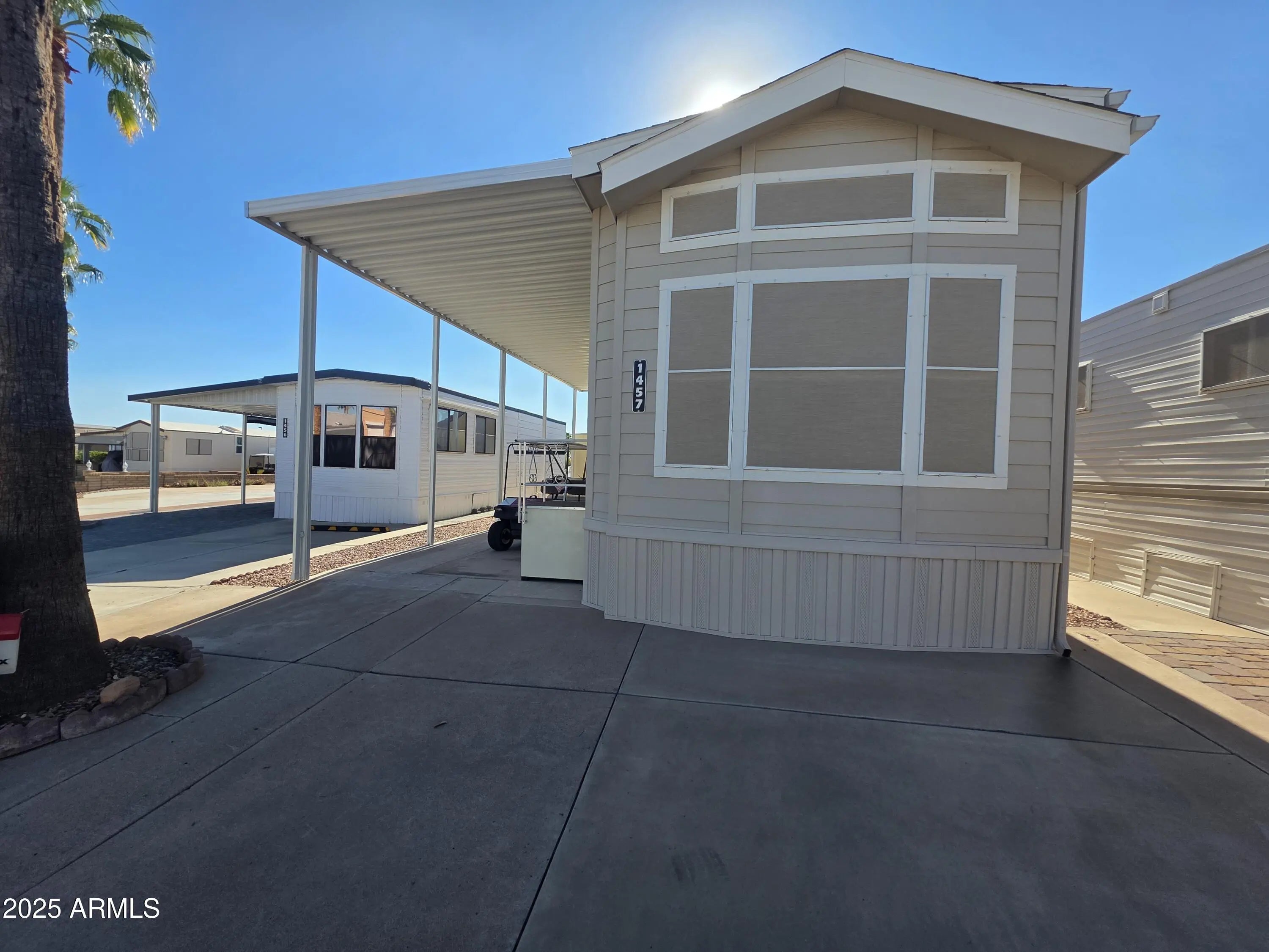 Photo of Listing #6927053