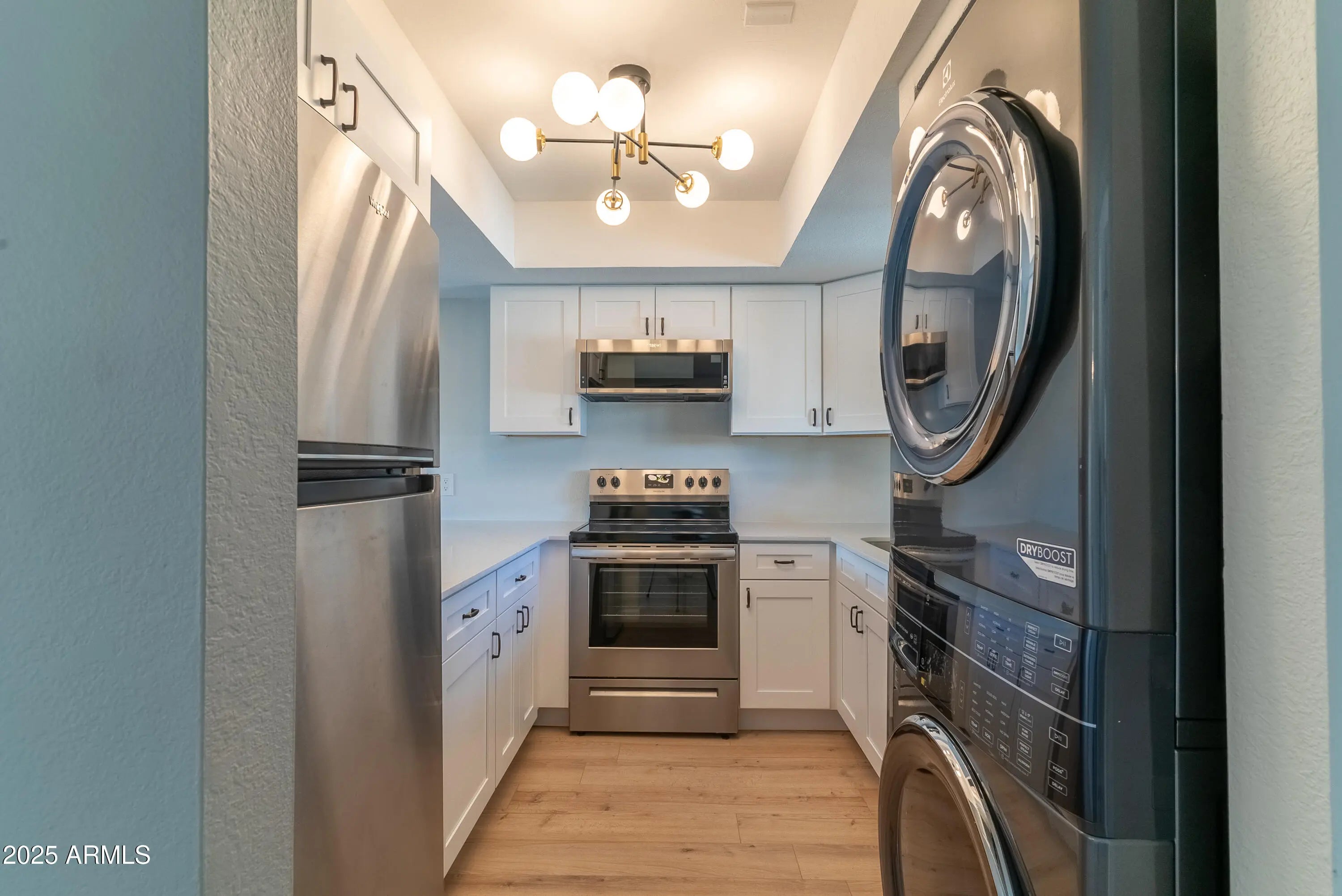 Photo of Listing #6923381