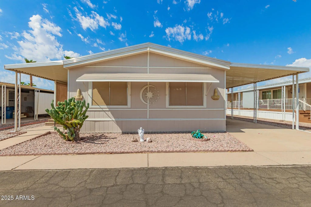 301 S Signal Butte Road (unit 706), Apache Junction