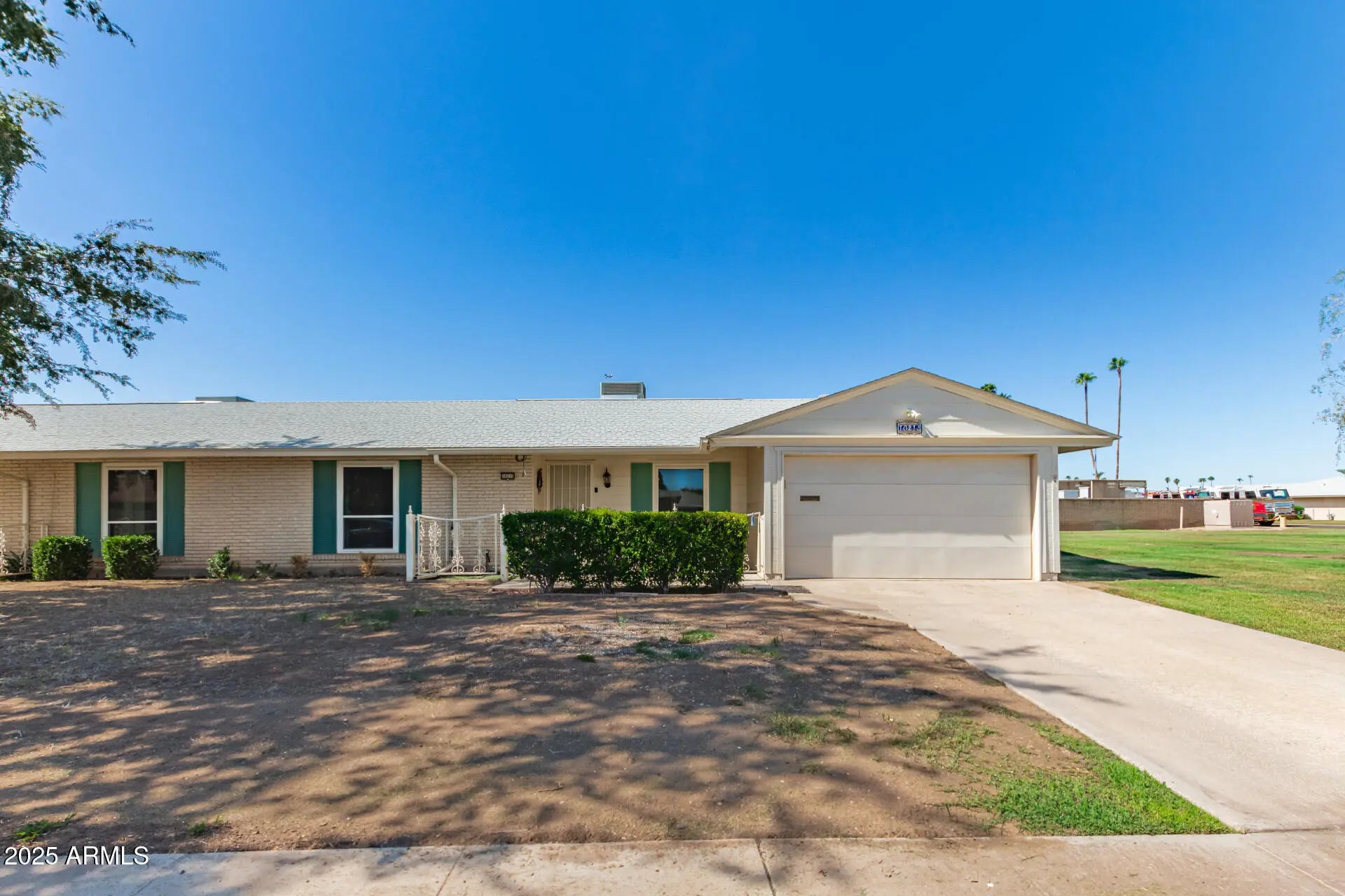 Photo of Listing #6923943