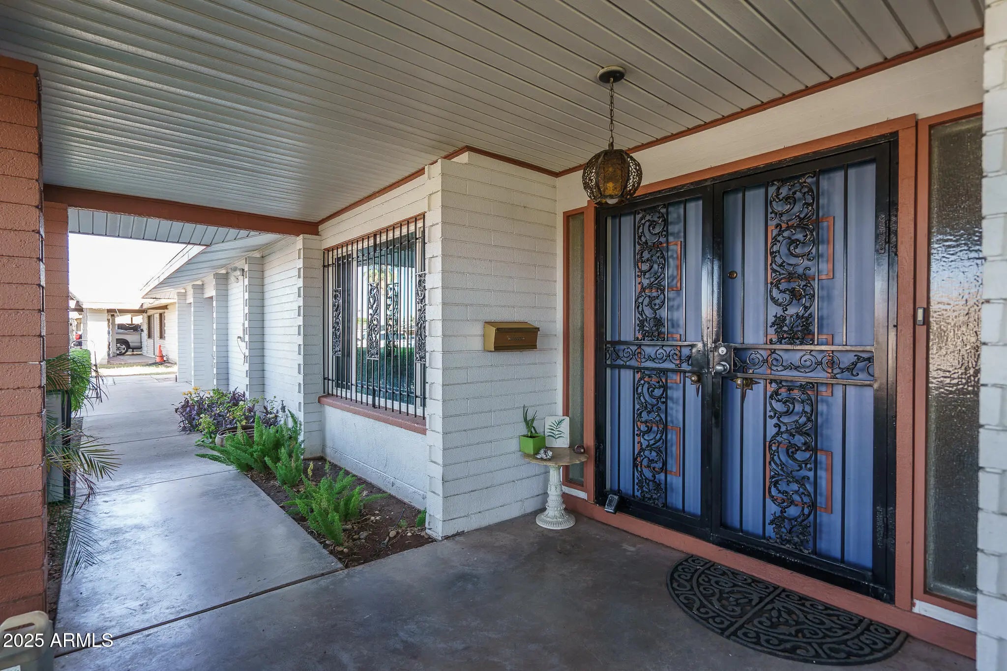 Photo of Listing #6928692