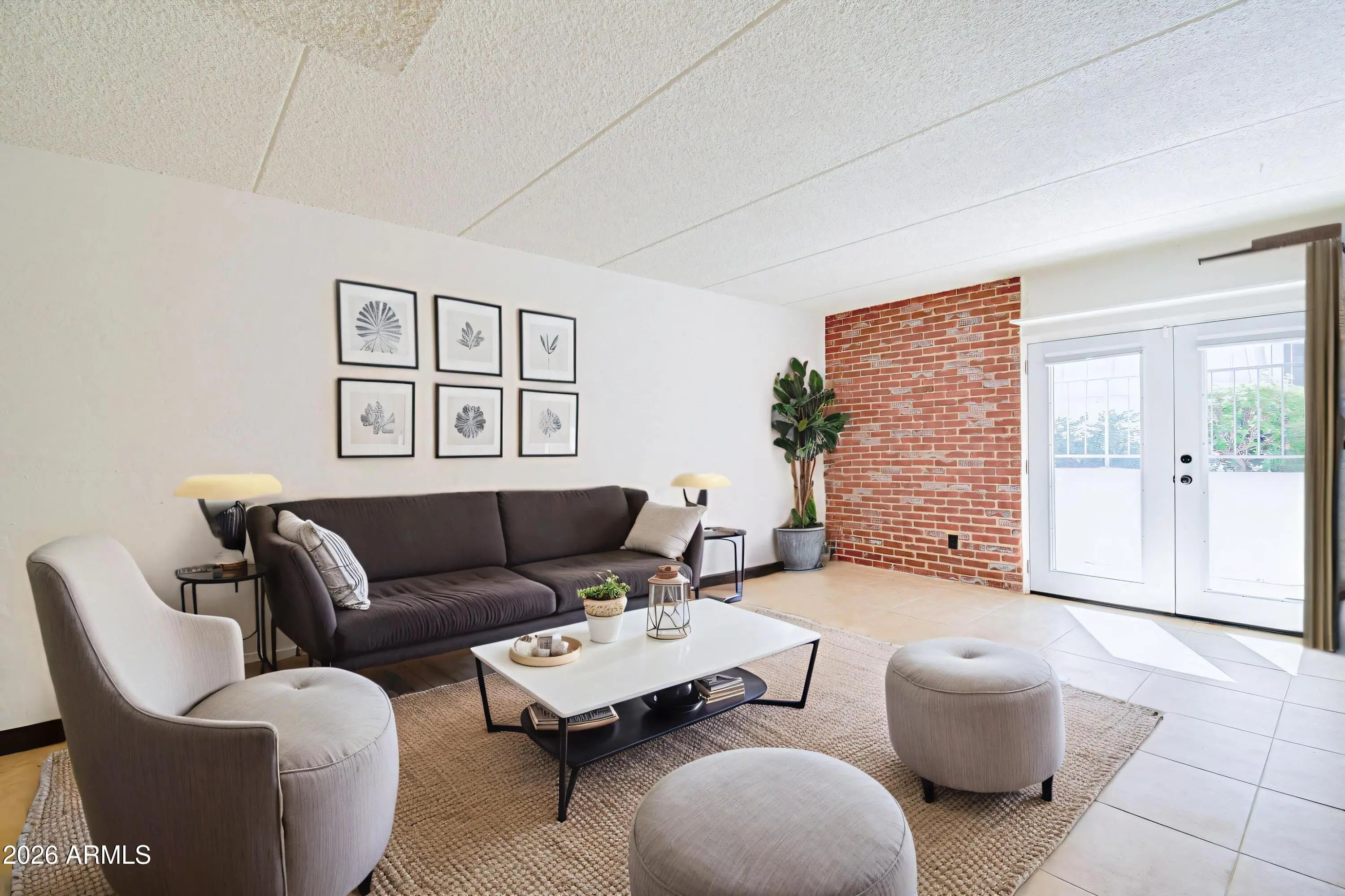 Photo of Listing #6925210