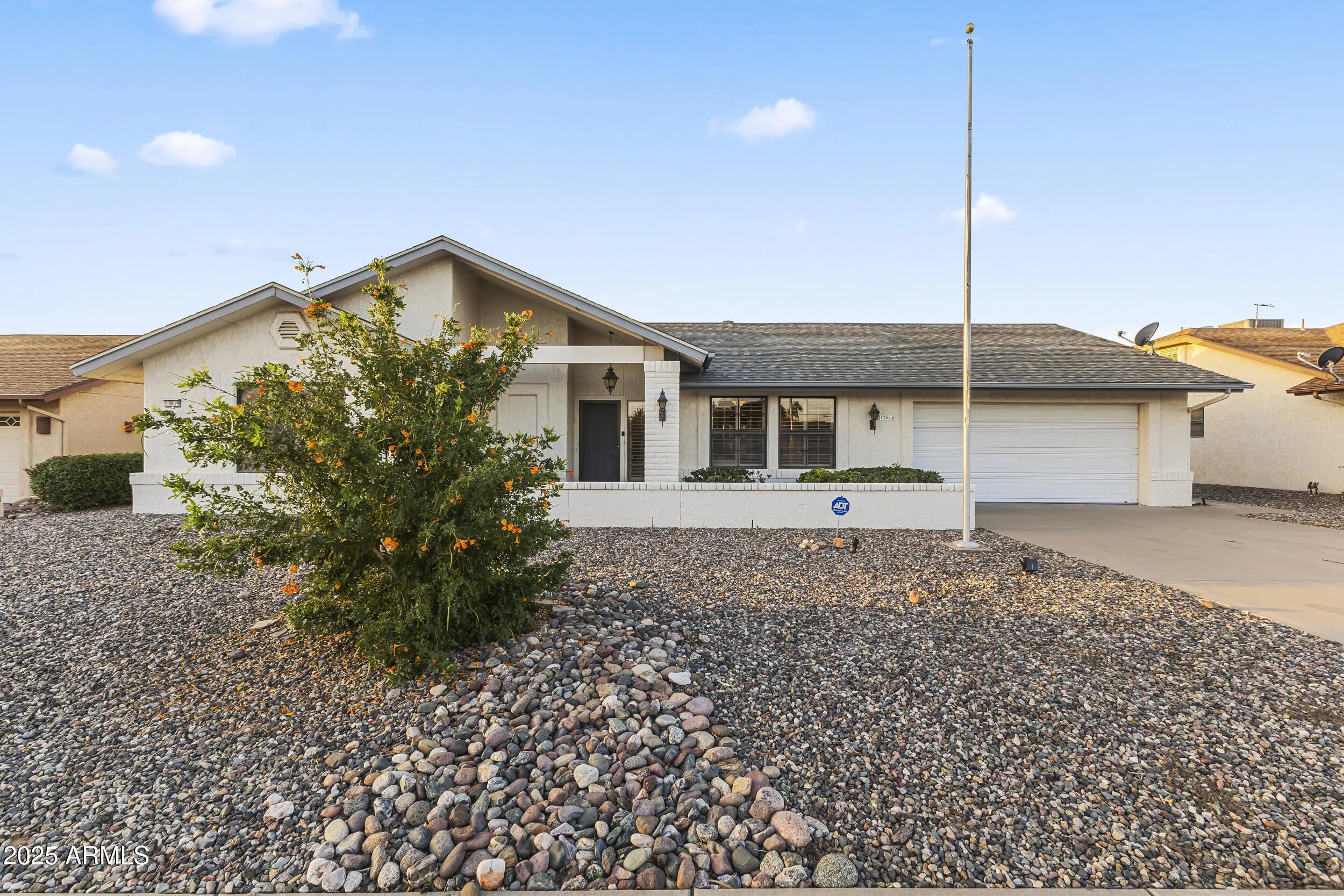 Photo of Listing #6926238