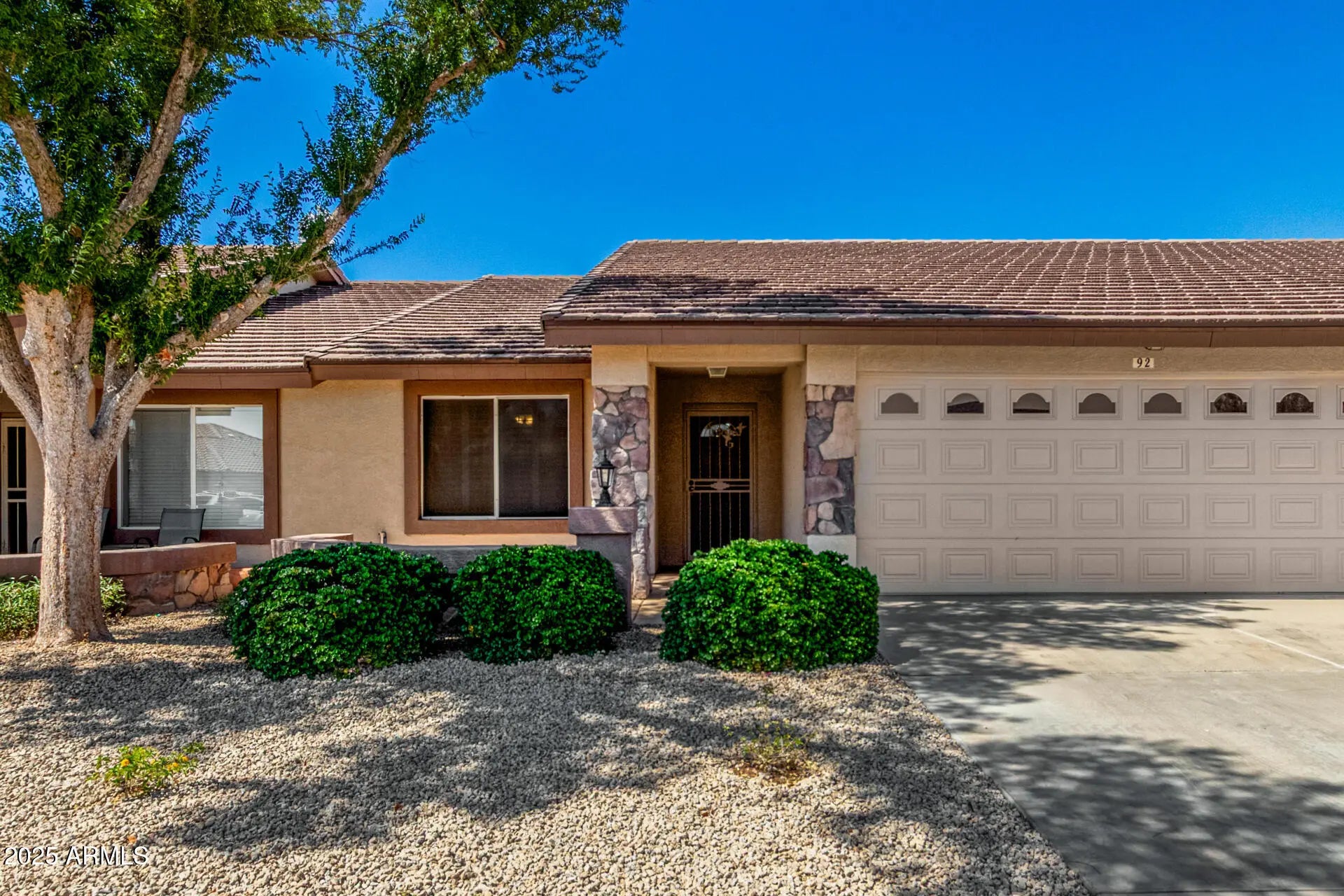 Photo of Listing #6923582