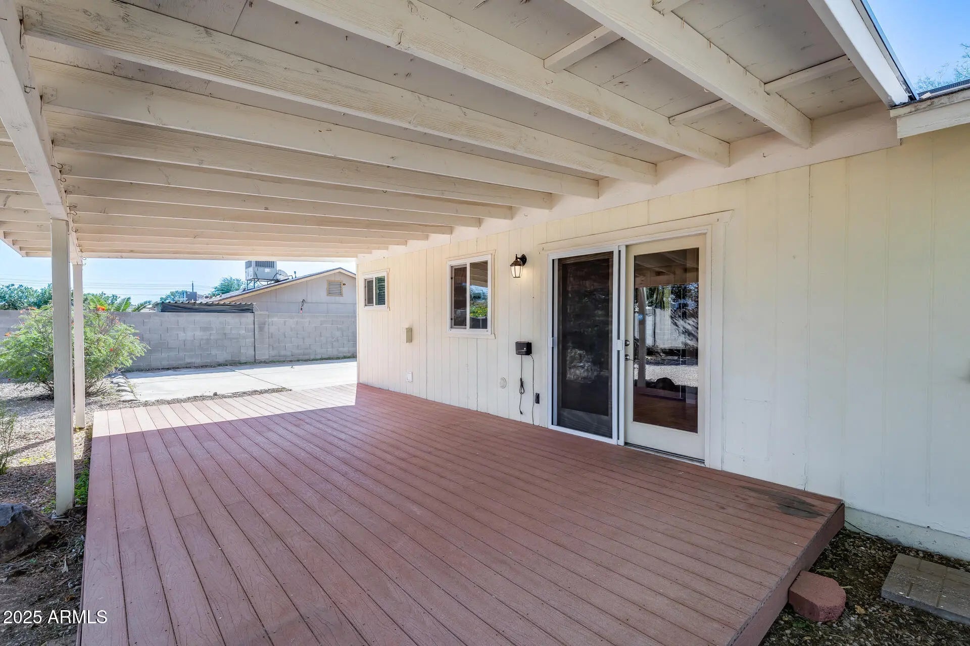 Photo of Listing #6940469