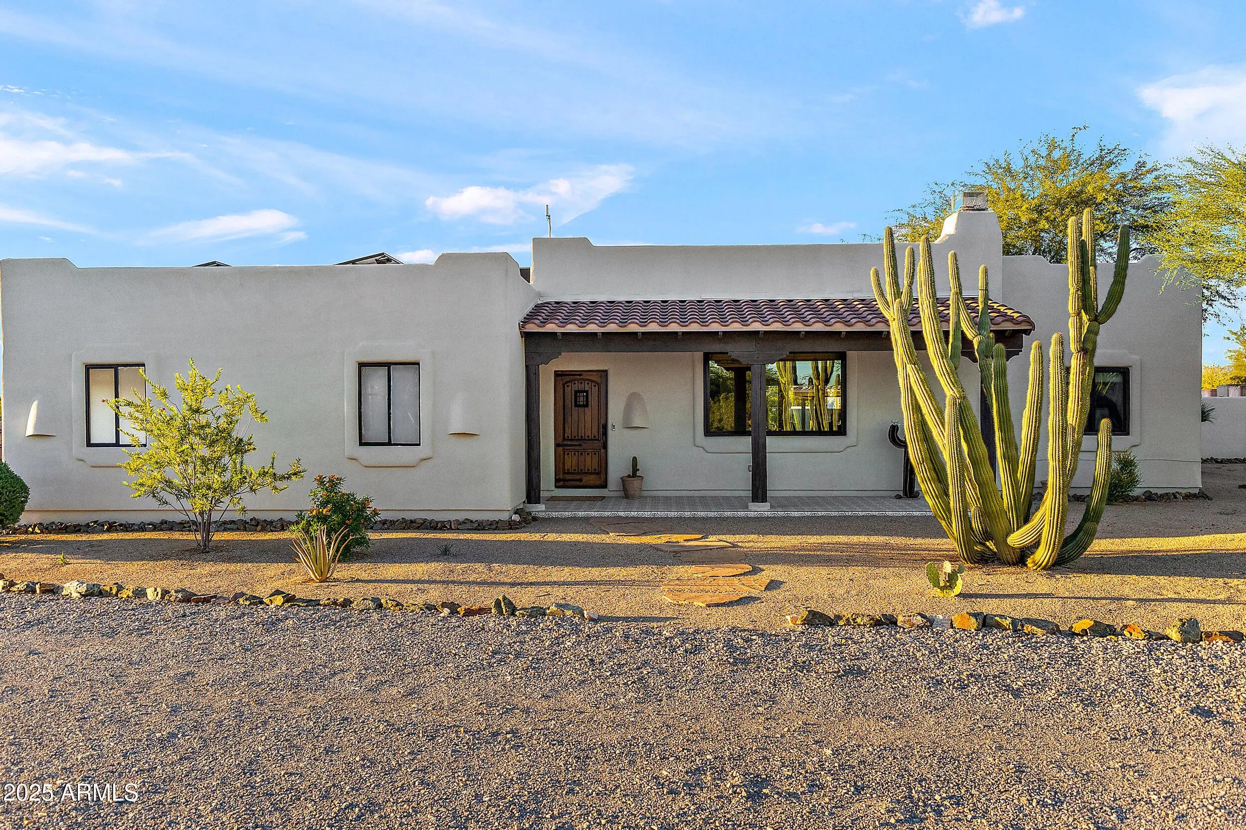 Photo of Listing #6924077