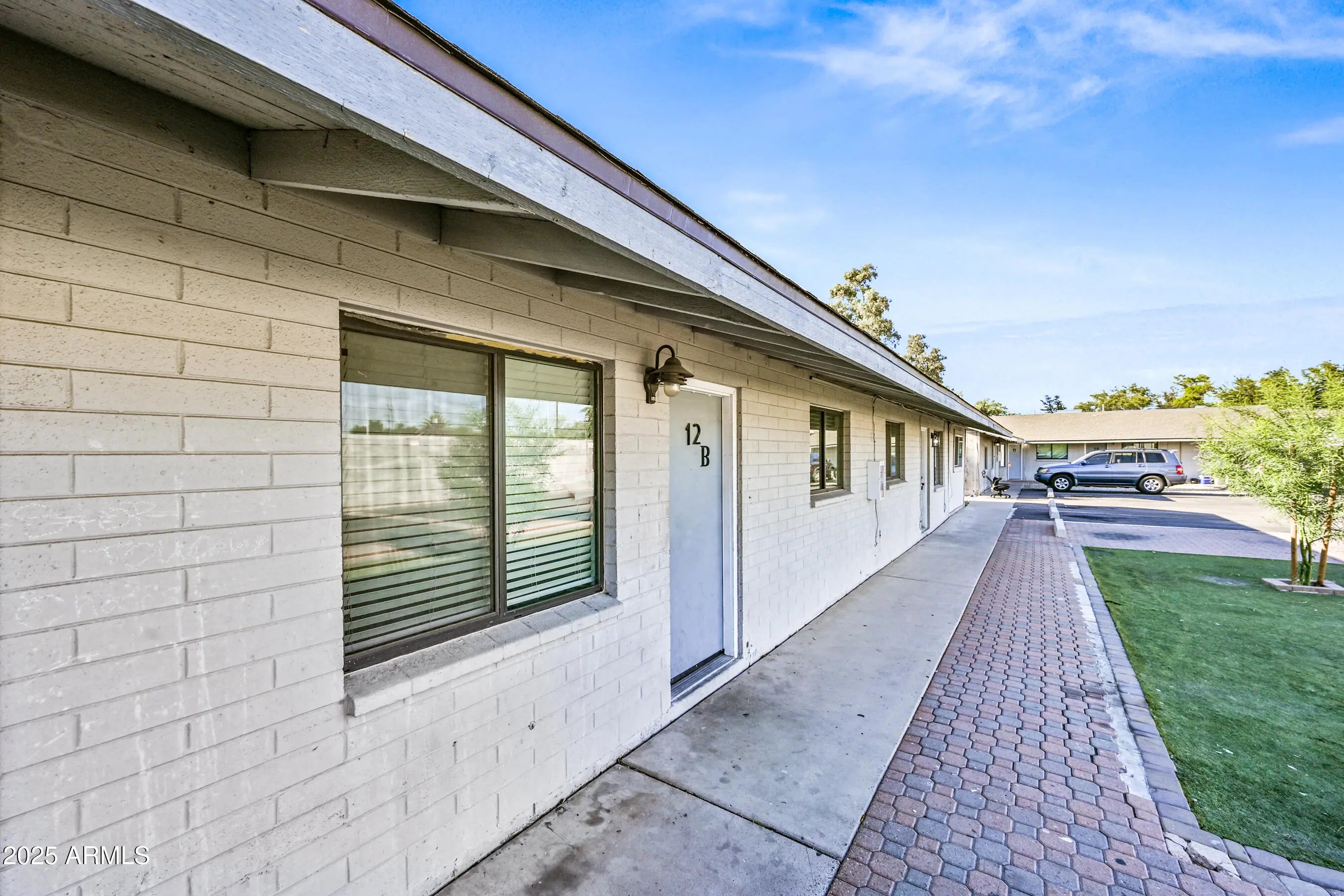 Photo of Listing #6923680