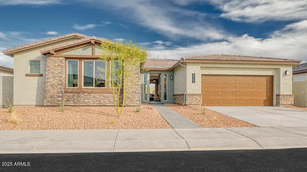 39658 N Trajen Place, Queen Creek