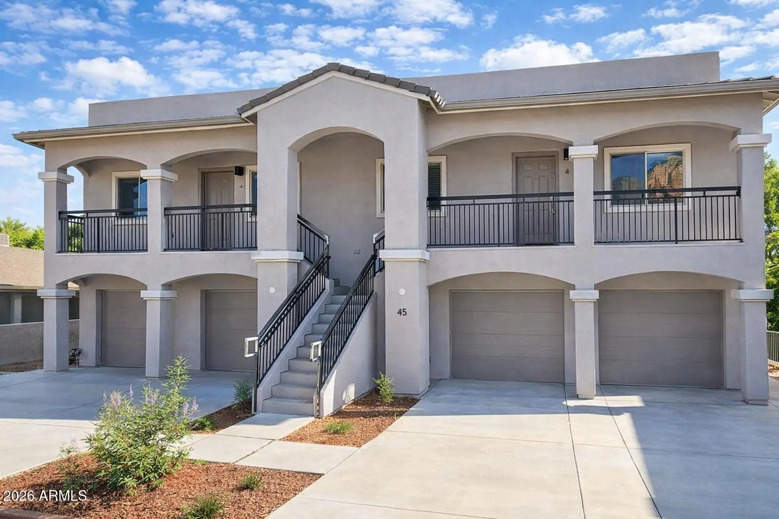 Photo of Listing #6924202