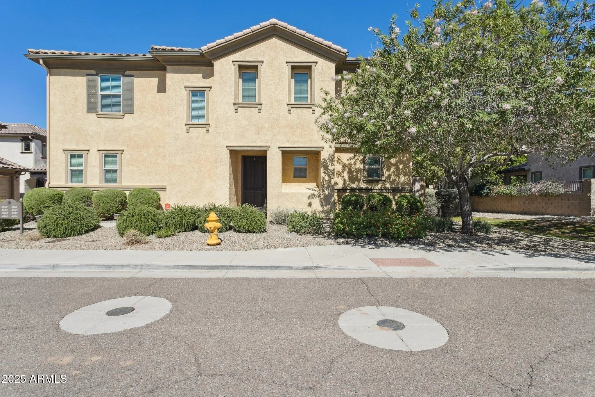 Photo of Listing #6931811