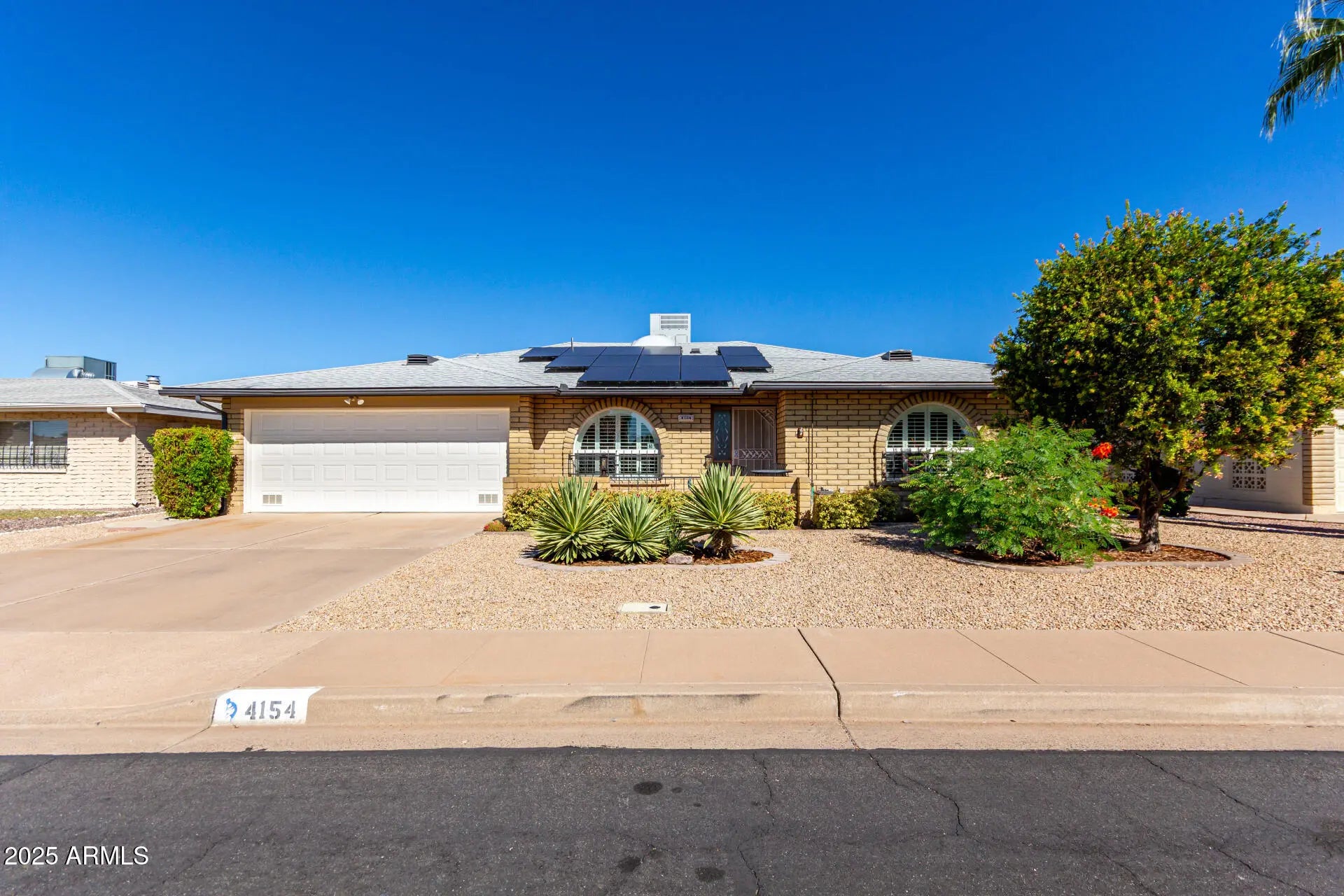 Photo of Listing #6923844