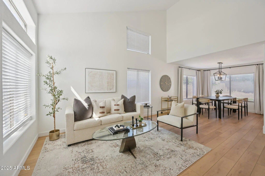 6616 W Prickly Pear Trail, Phoenix