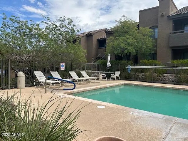 Photo of Listing #6923953