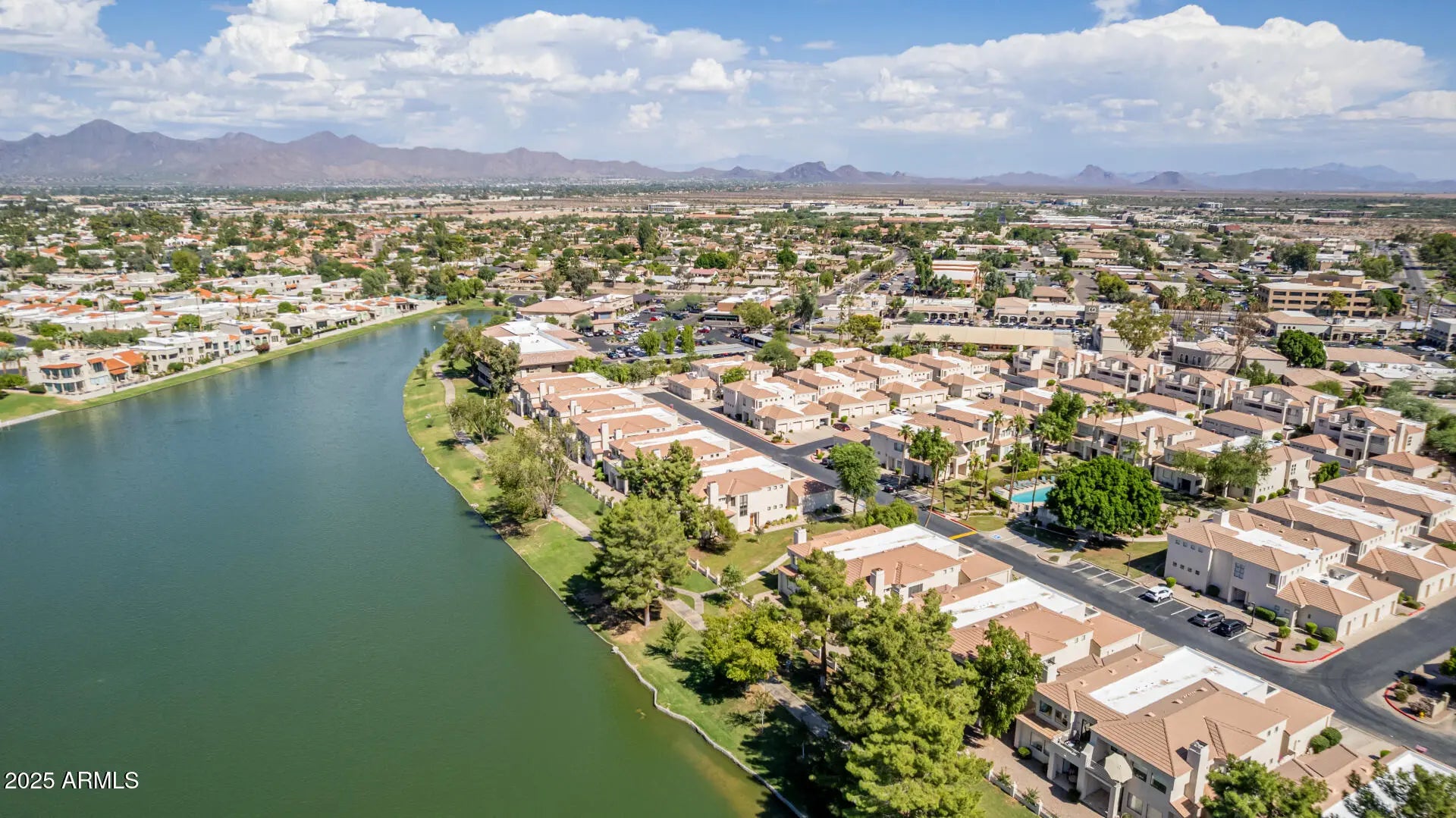 Photo of Listing #6925304