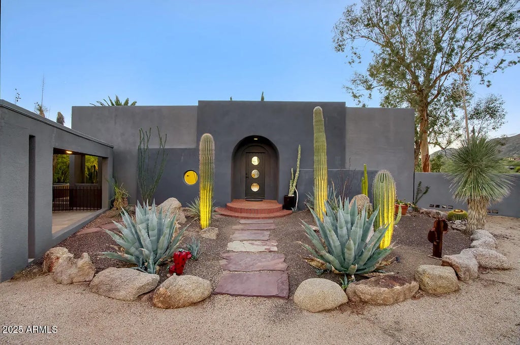41472 N Deer Trail Road, Cave Creek