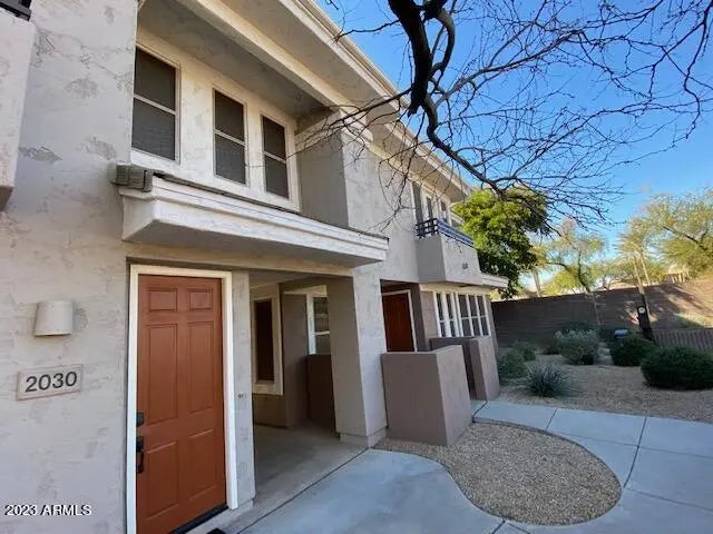 Photo of Listing #6923908