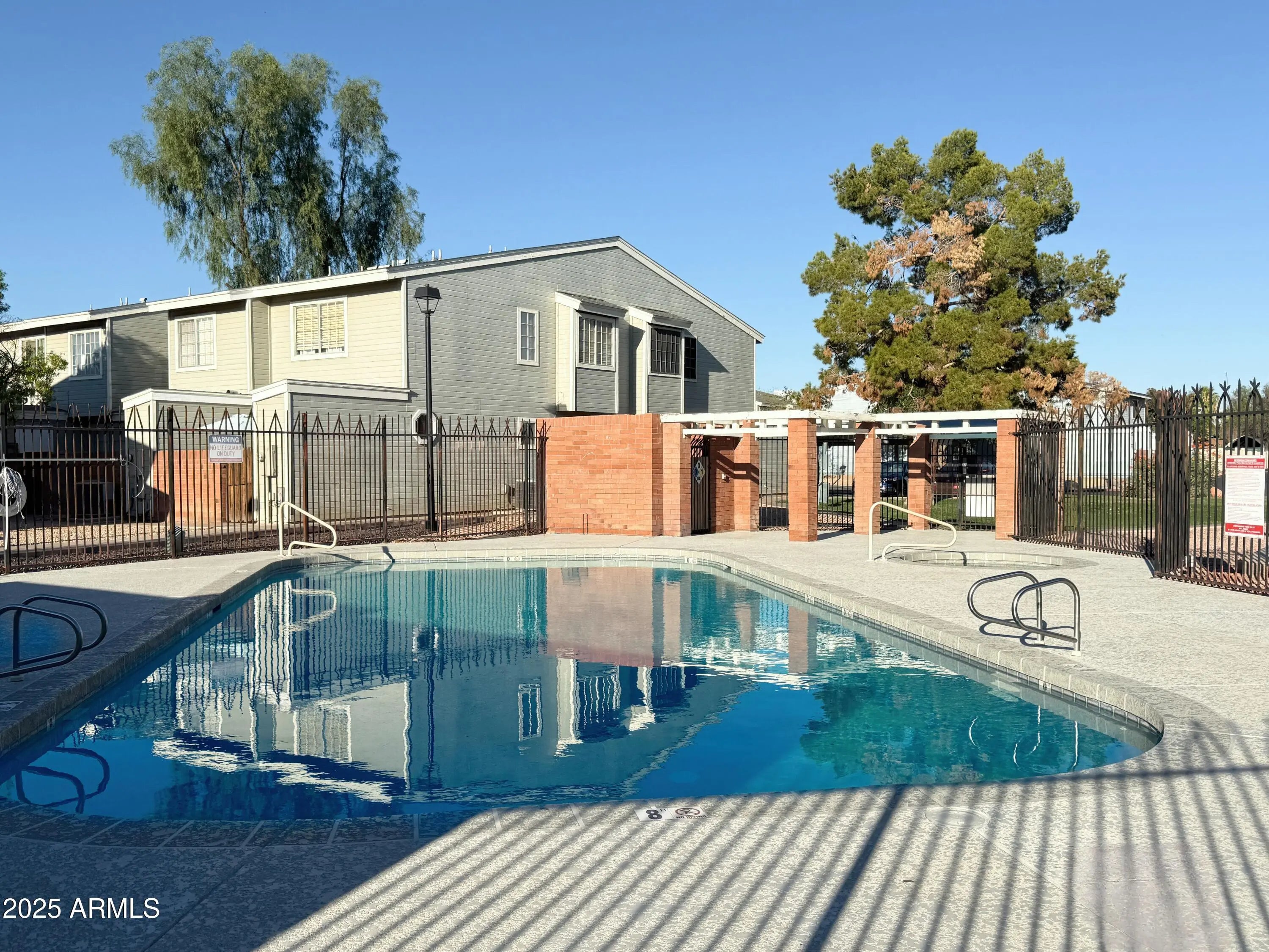 Photo of Listing #6923989