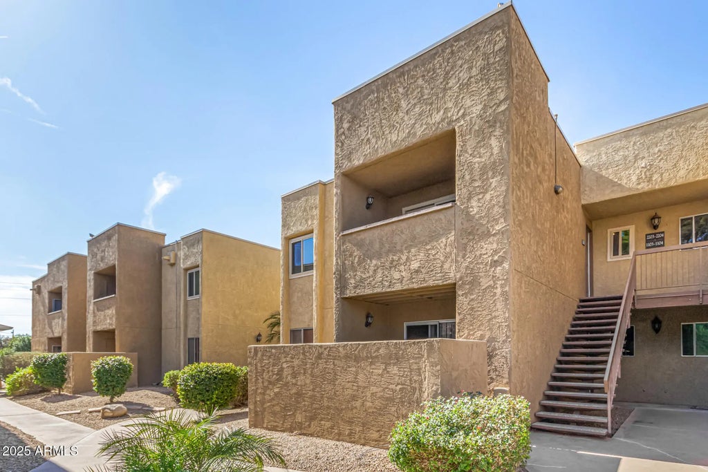 5877 N Granite Reef Road (unit 2203), Scottsdale