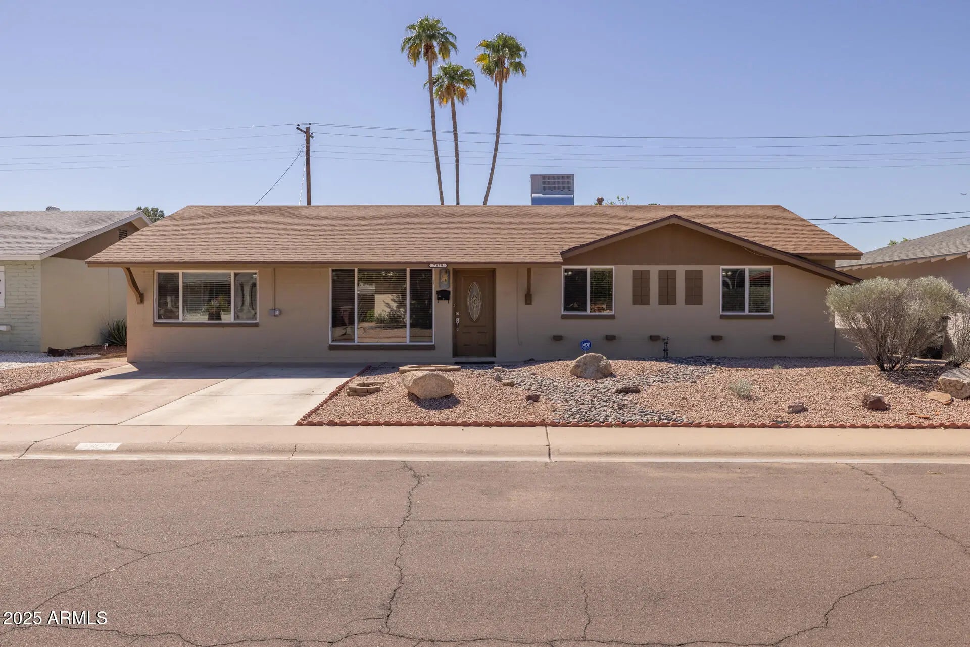 Photo of Listing #6928769