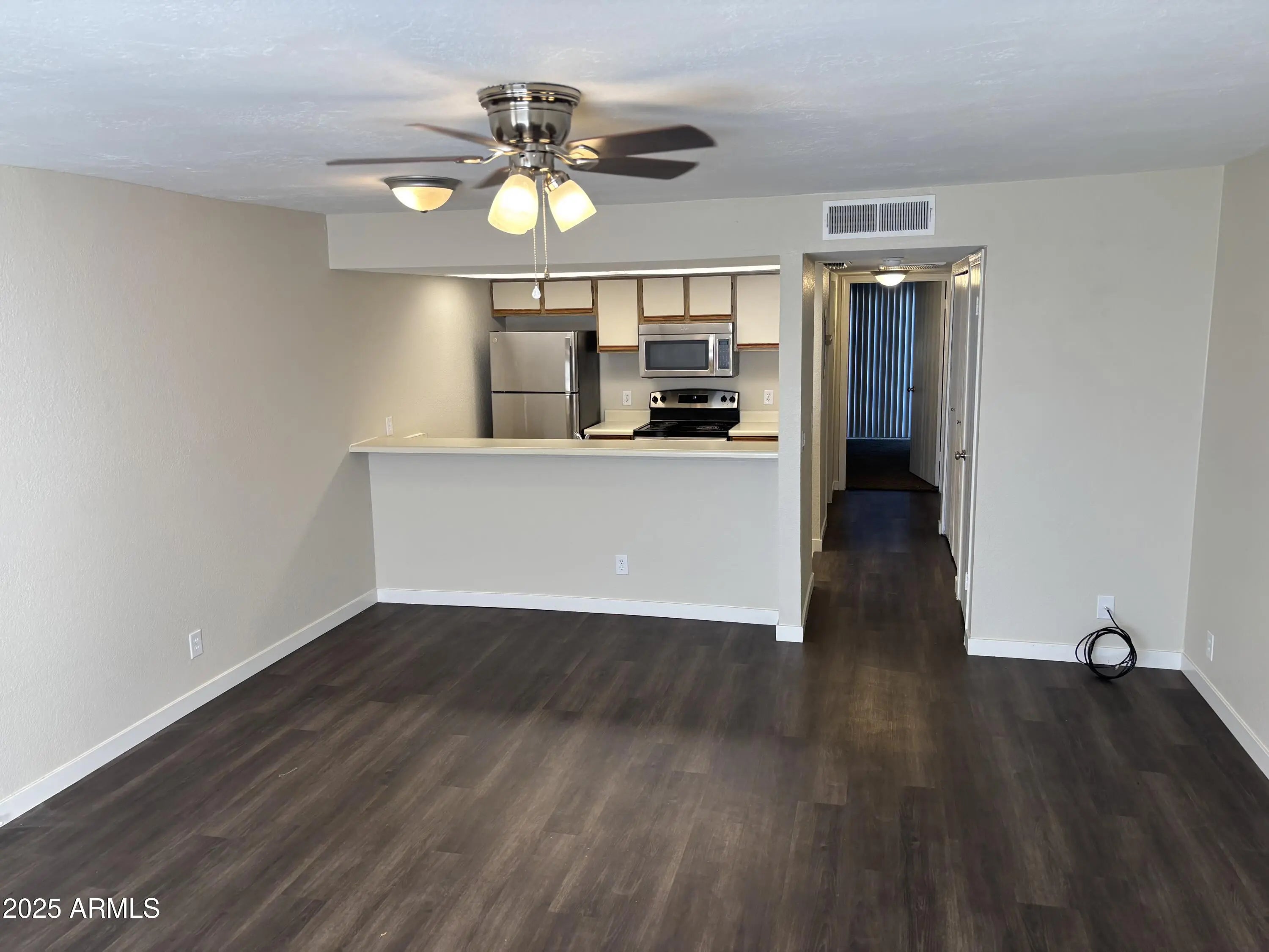 Photo of Listing #6939514