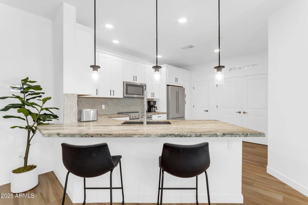 2511 W Queen Creek Road (unit 165), Chandler