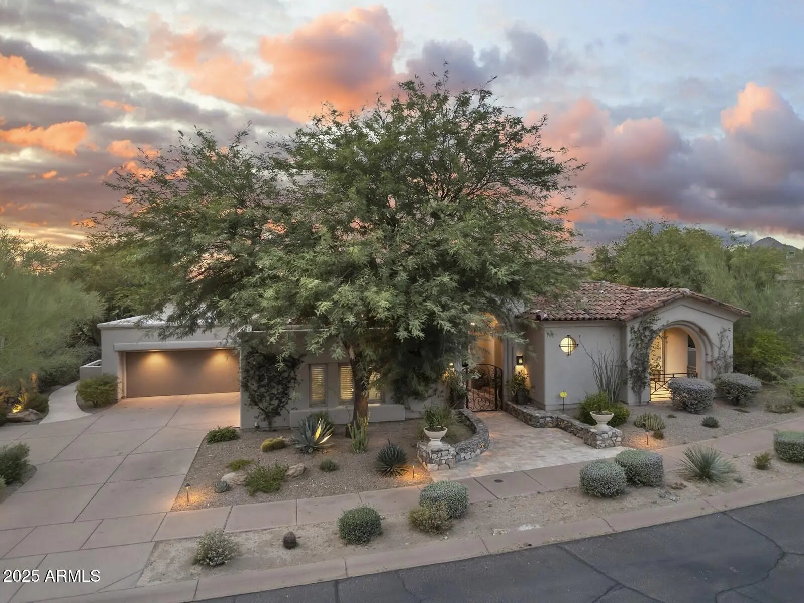 Photo of Listing #6927502