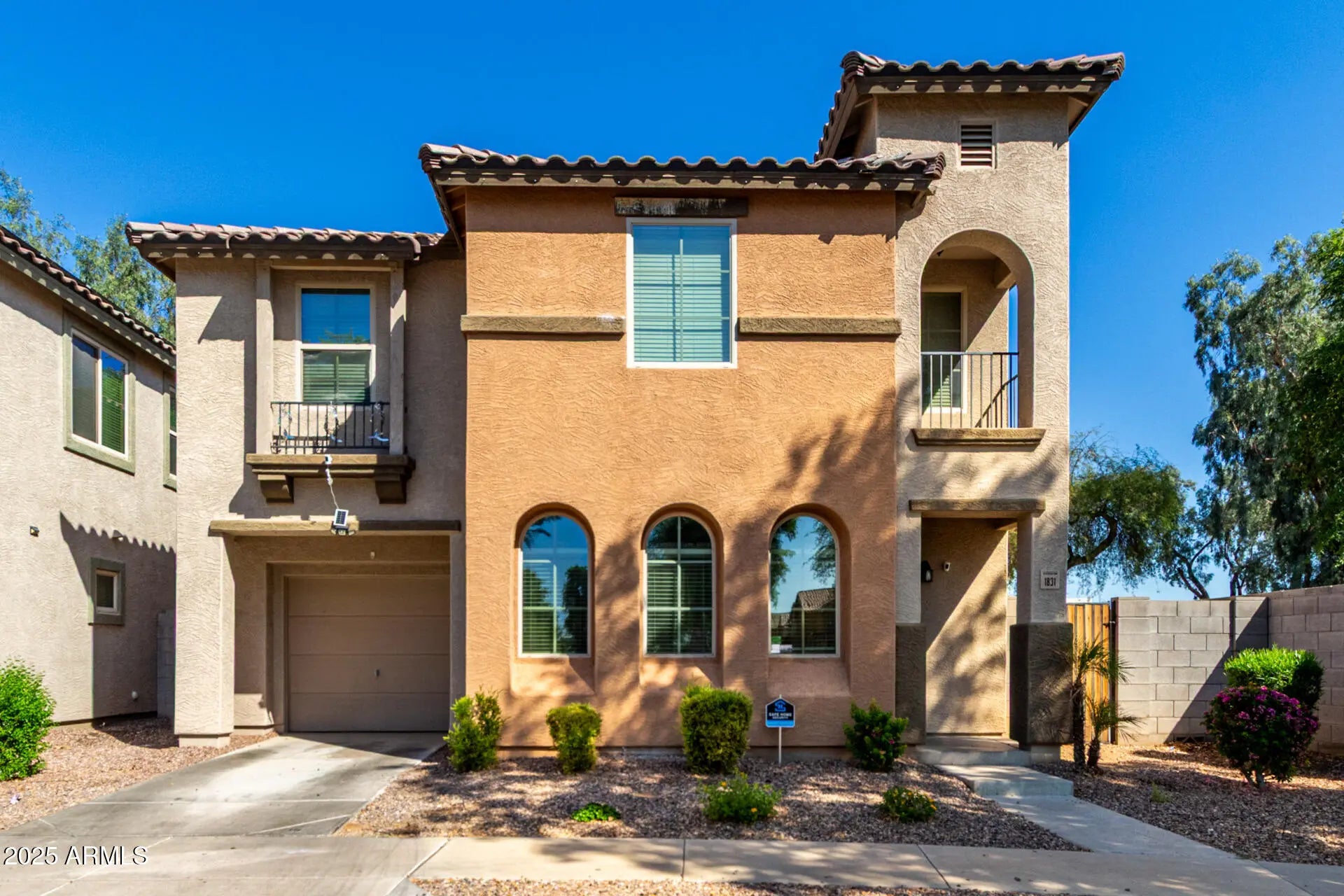 Photo of Listing #6924782