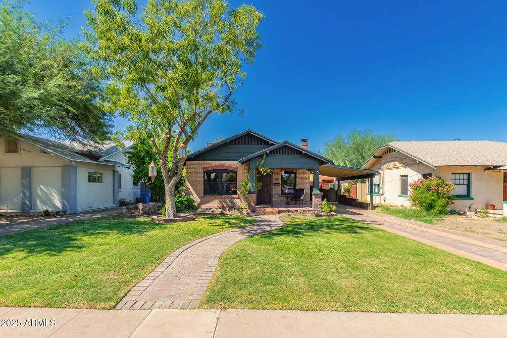 2034 N Mitchell Street, Phoenix