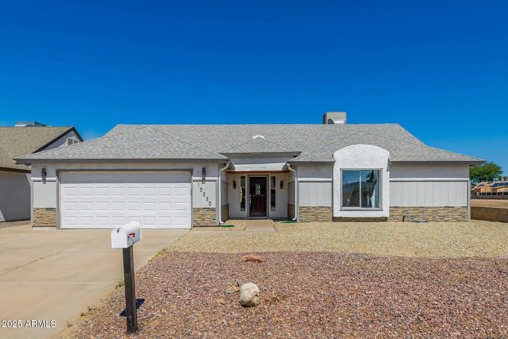 Photo of Listing #6924786