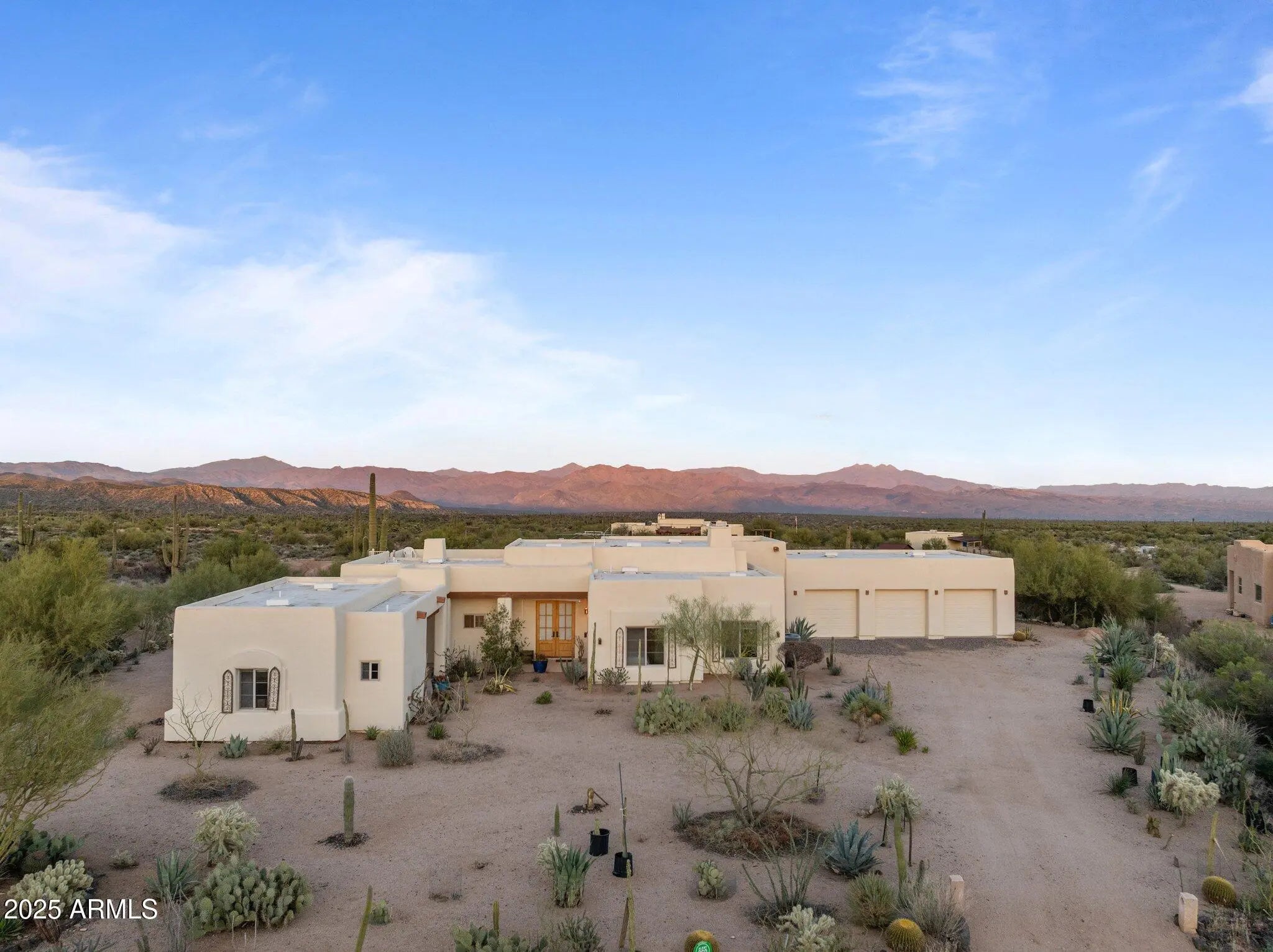 Photo of Listing #6926917