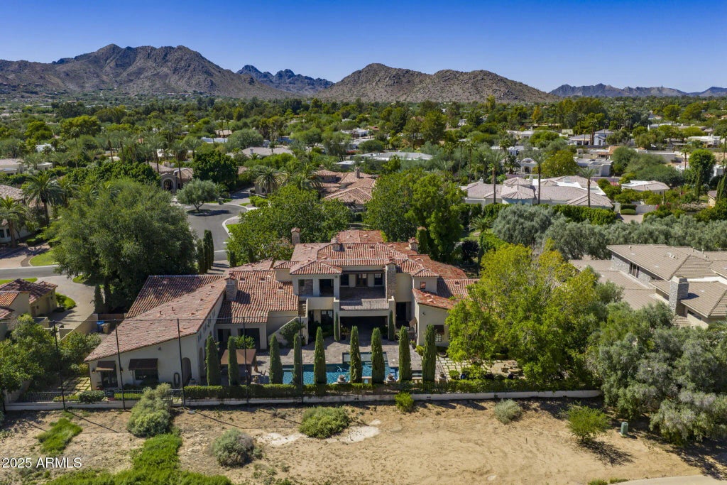9547 N 55th Street, Paradise Valley