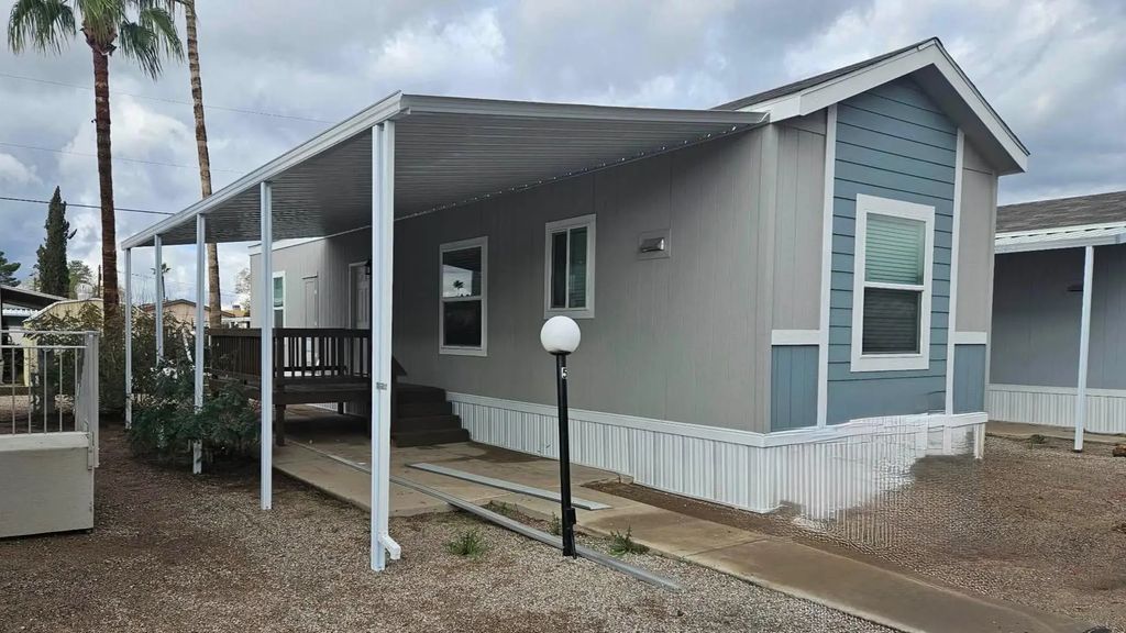 620 W Limberlost Drive (unit E24), Tucson