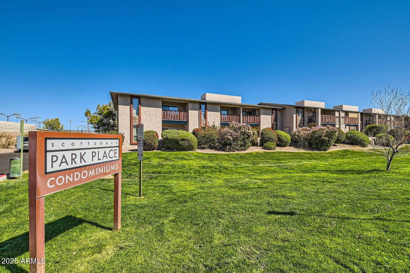 Photo of Listing #6927832