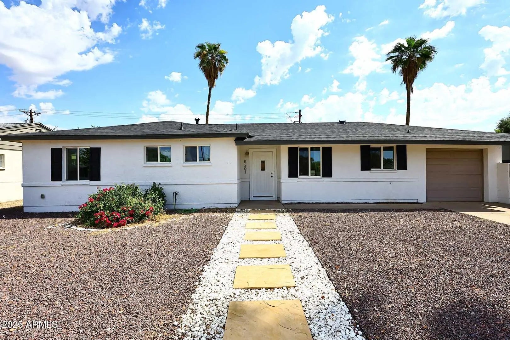 Photo of Listing #6924754