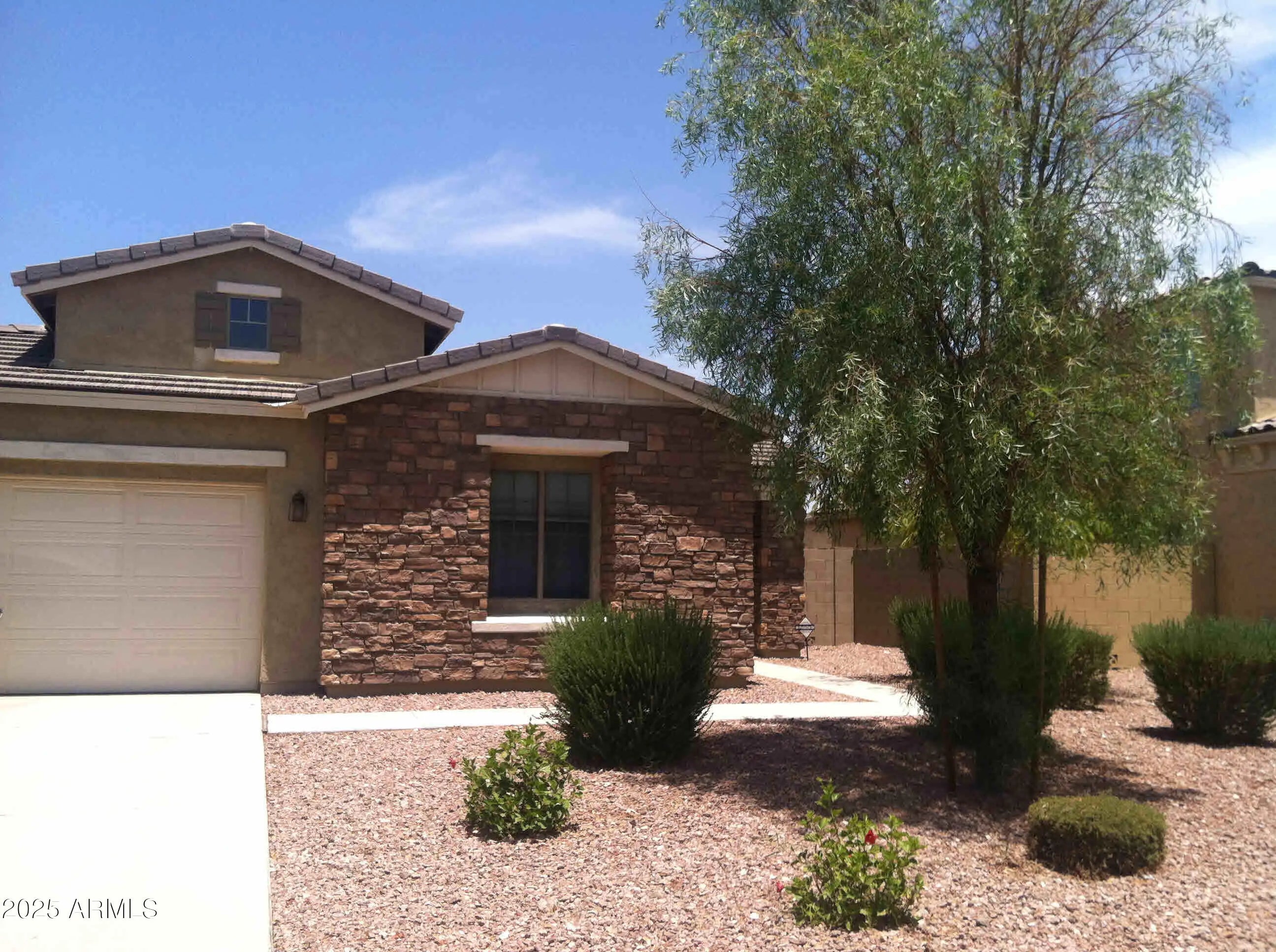 Photo of Listing #6924615