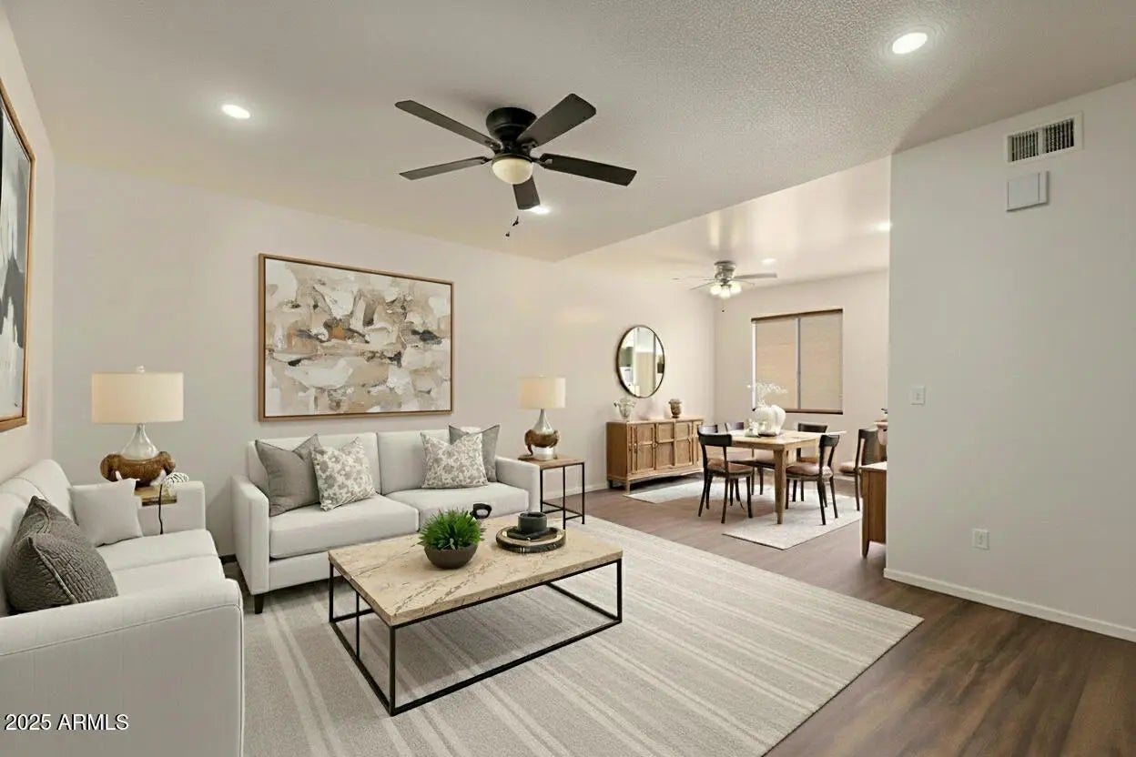 Photo of Listing #6926075